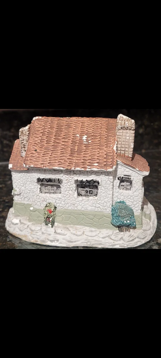 Vintage Ceramic House Figurine image indicator(2)