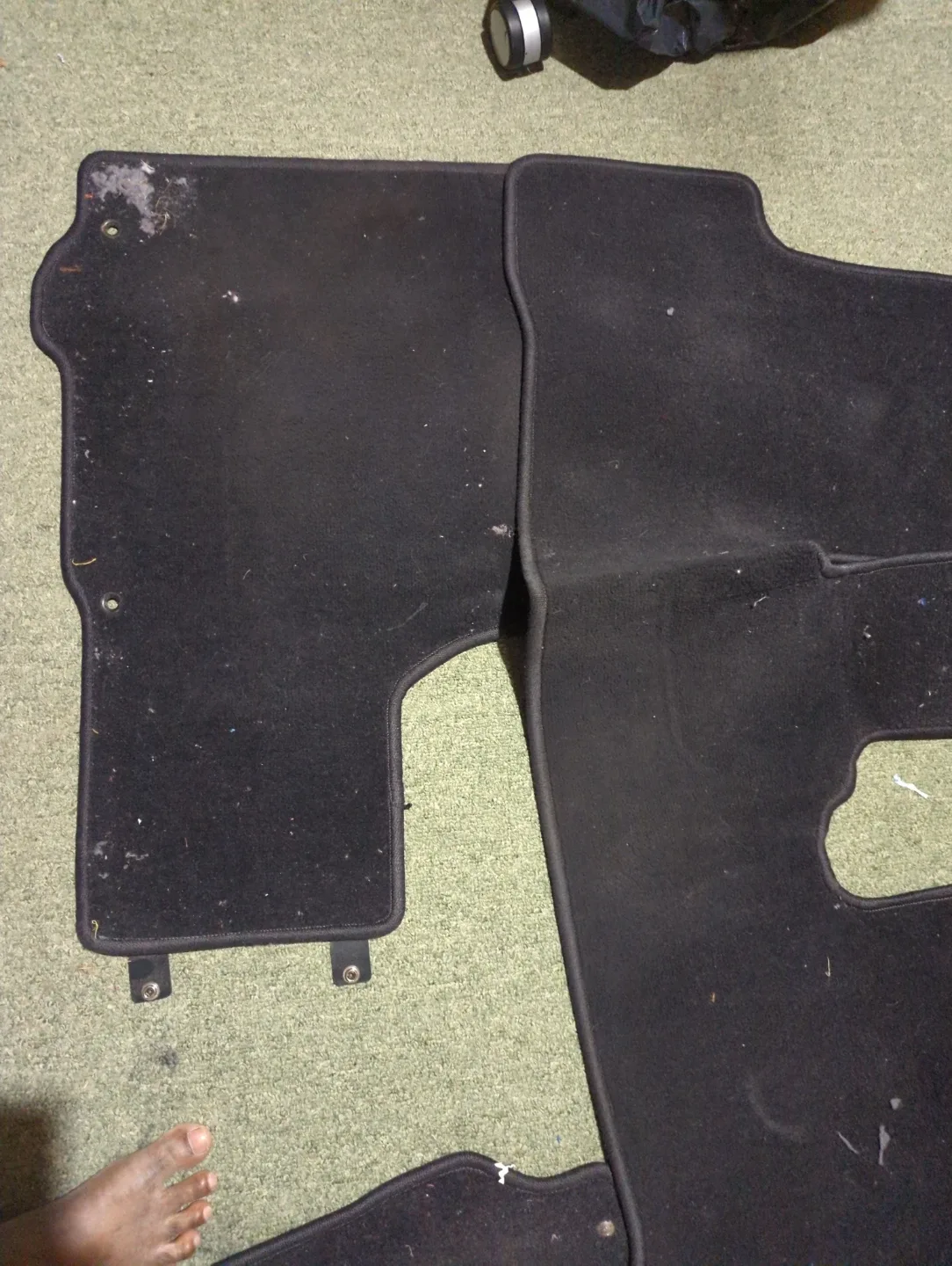2009 Honda CRV floor matts