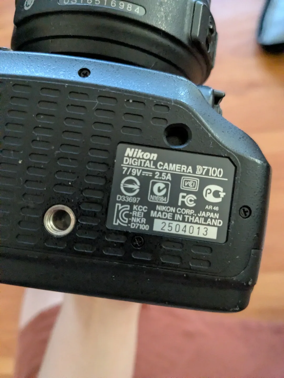 Nikon Digital Camera D7100 w/ Accessories image indicator(2)