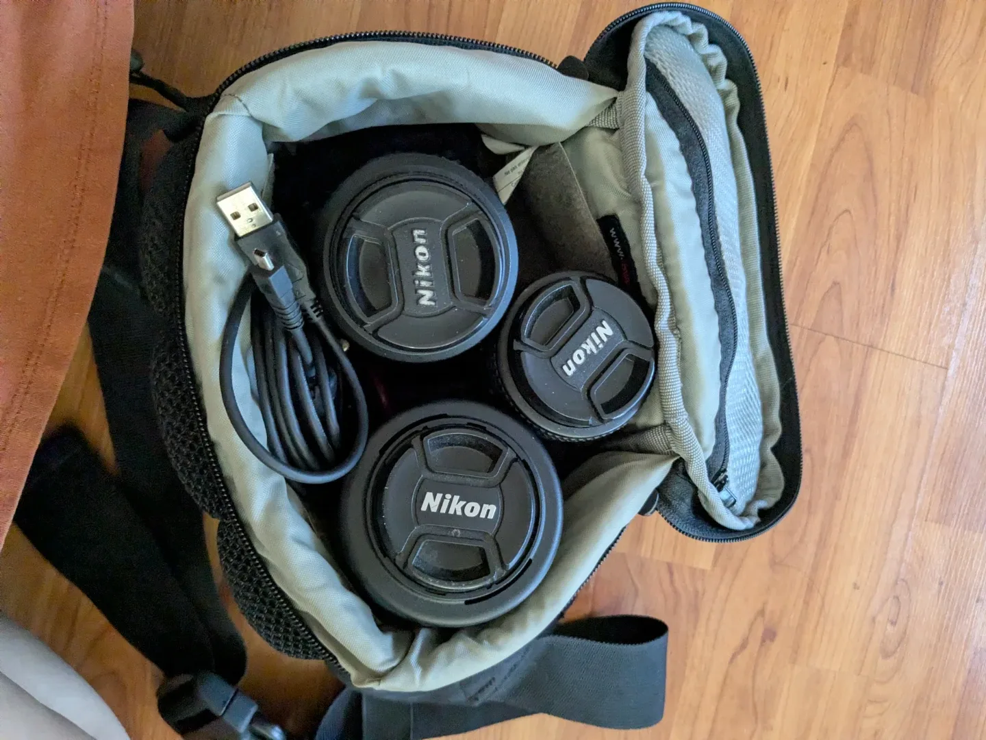 Nikon Digital Camera D7100 w/ Accessories image indicator(3)