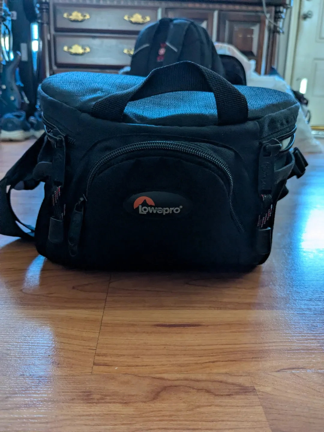 Nikon Digital Camera D7100 w/ Accessories image indicator(6)