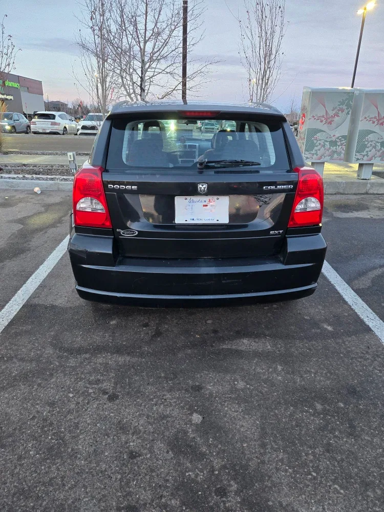 Dodge Caliber - Black image indicator(7)