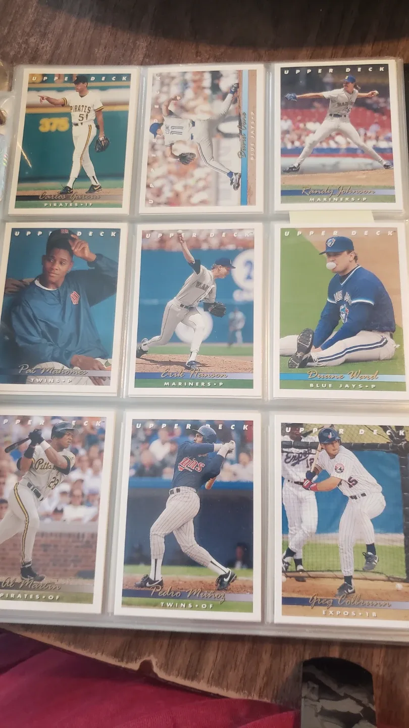 Baseball Collectors Trading Cards Binder image indicator(5)
