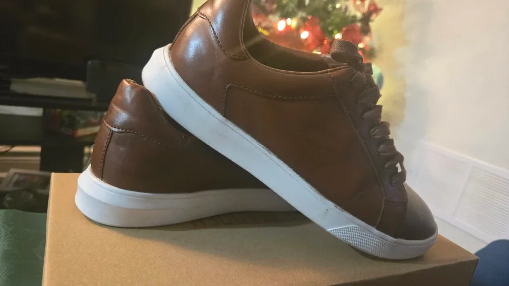 Nordstrom Rack Brown Leather Sneakers - Size 8M image indicator(2)