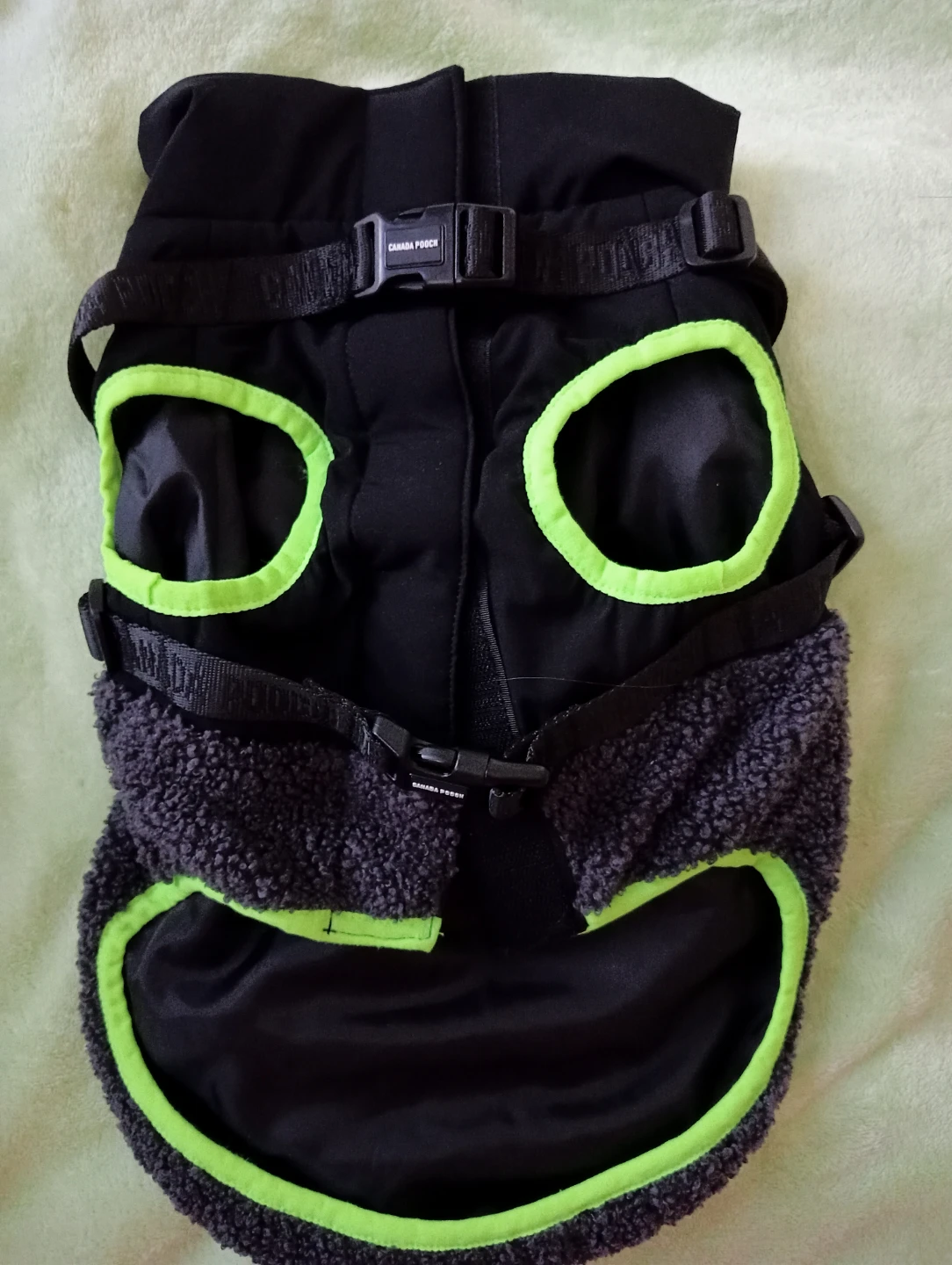 Canada Pooch Harness Jacket - Size 10 - photo 3