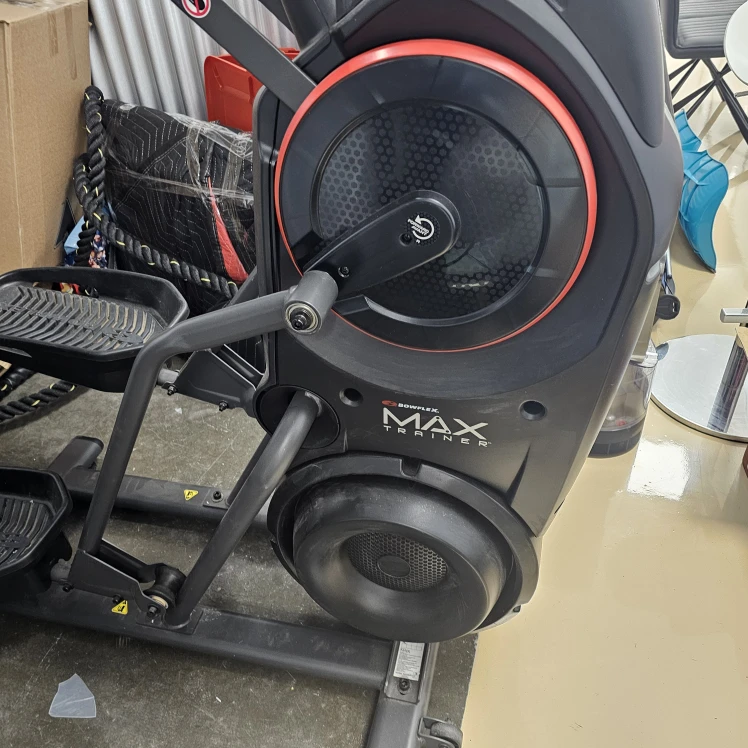 Bowflex Max Trainer M3 Elliptical Machine - photo 2