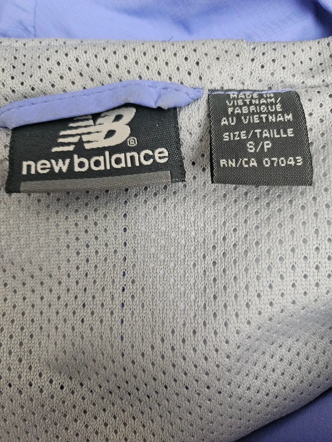 💜New Balance Women's Jacket - Size S image indicator(3)