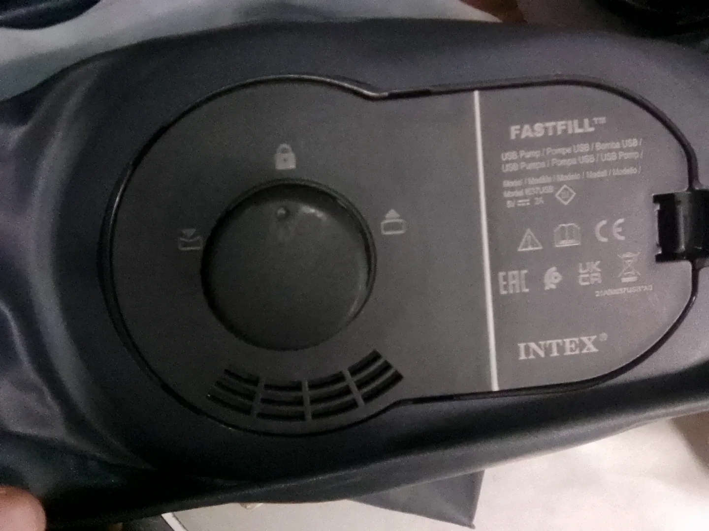 Intex Air Mattress with Built-in Pump 🥕 thumbnail