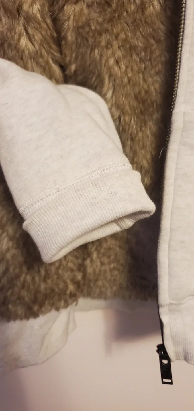 TNA Jacket image indicator(7)