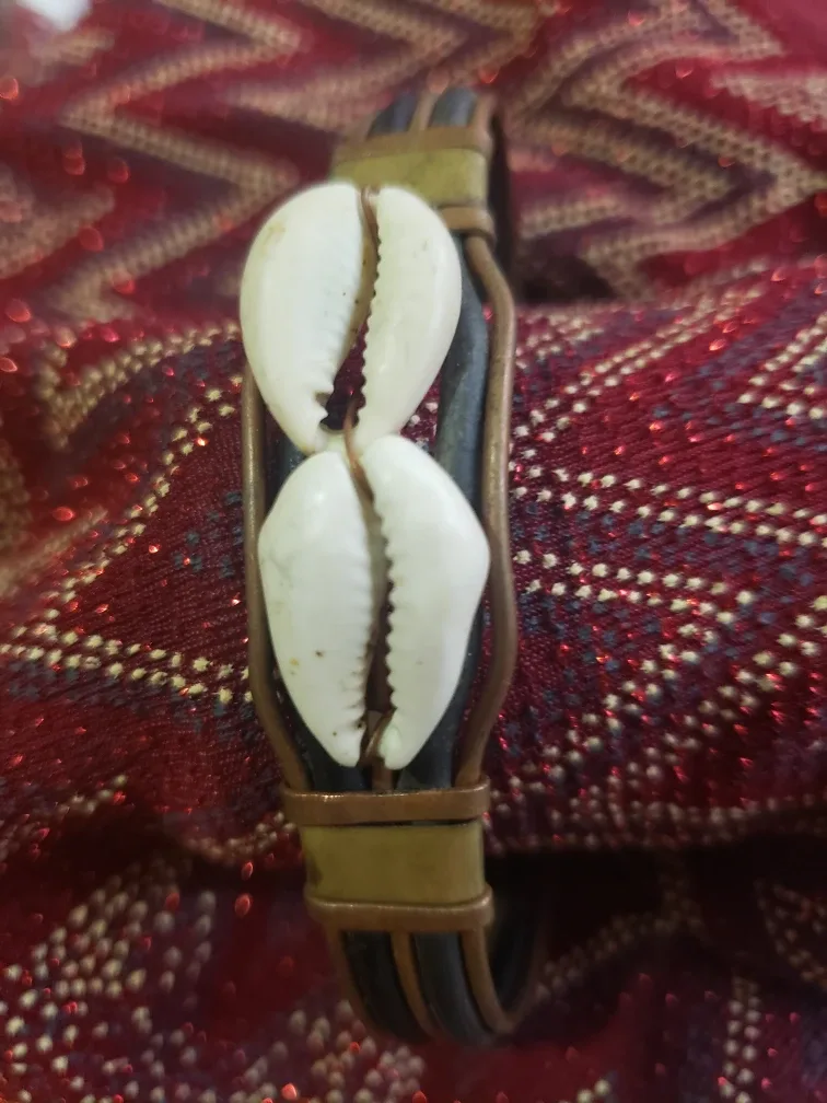 Handmade Cowrie Shell Bracelet