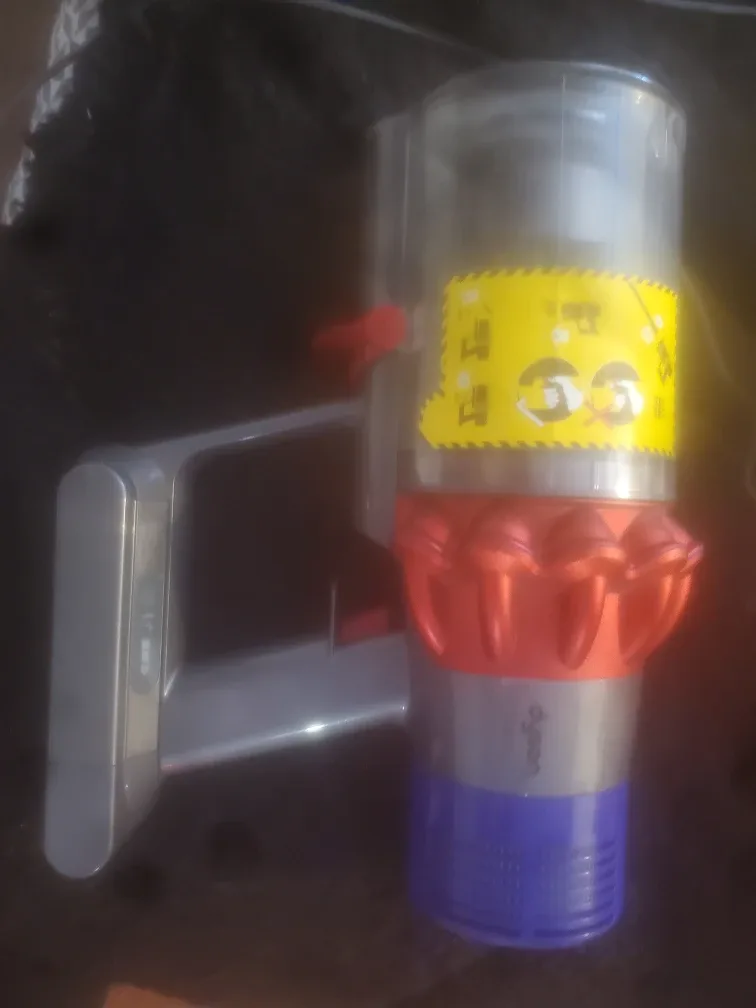 Dyson Cyclone V10 Motorhead Vacuum image indicator(3)