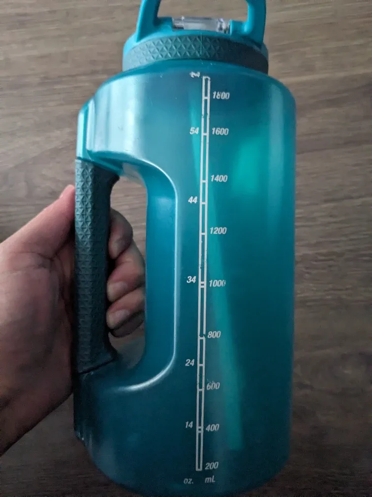 2 LITRE REUSABLE BOTTLE image indicator(2)