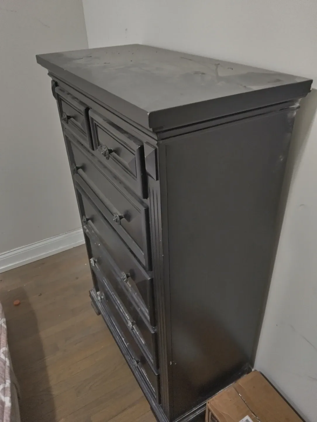 Bedroom Furniture Set - Dresser, Mirror, Nightstand image indicator(10)