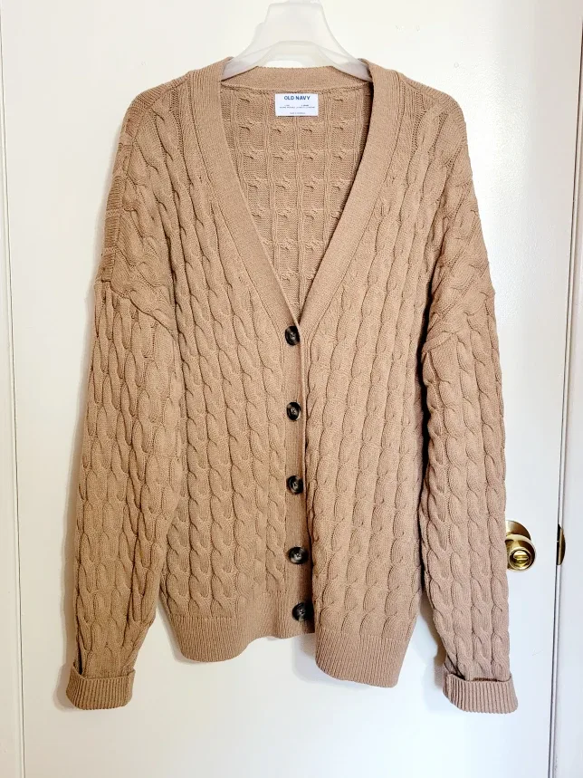 Oversized Cableknit Cardigan image indicator(2)