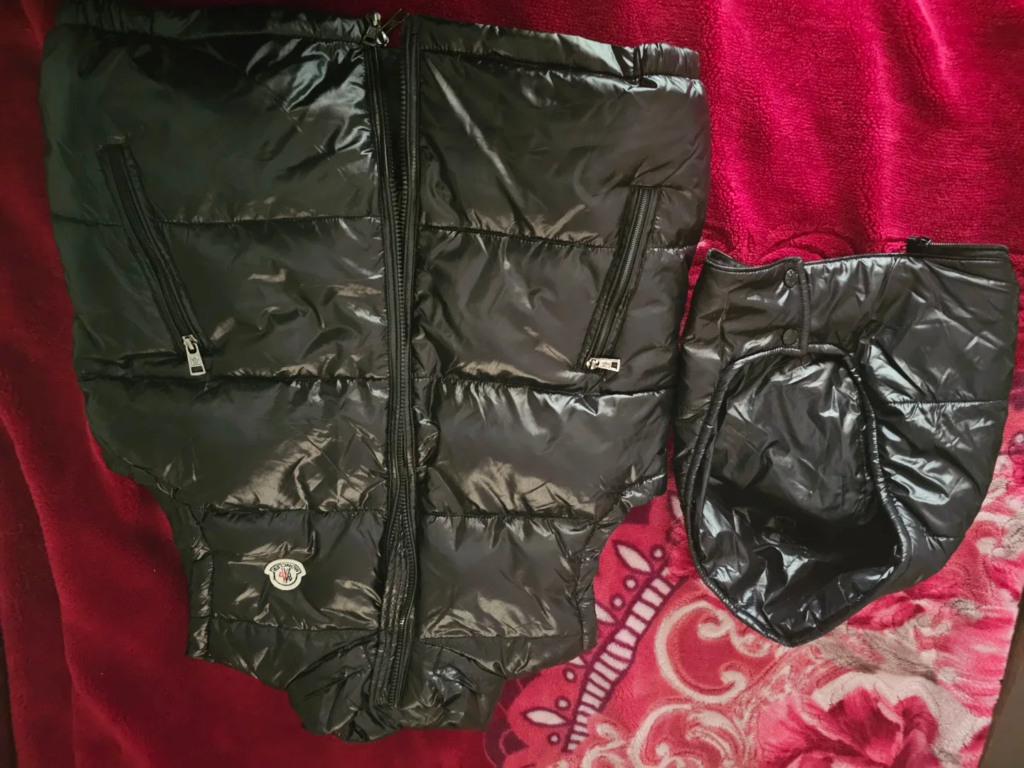 Moncler Black Padded Vest, Size M image indicator(2)