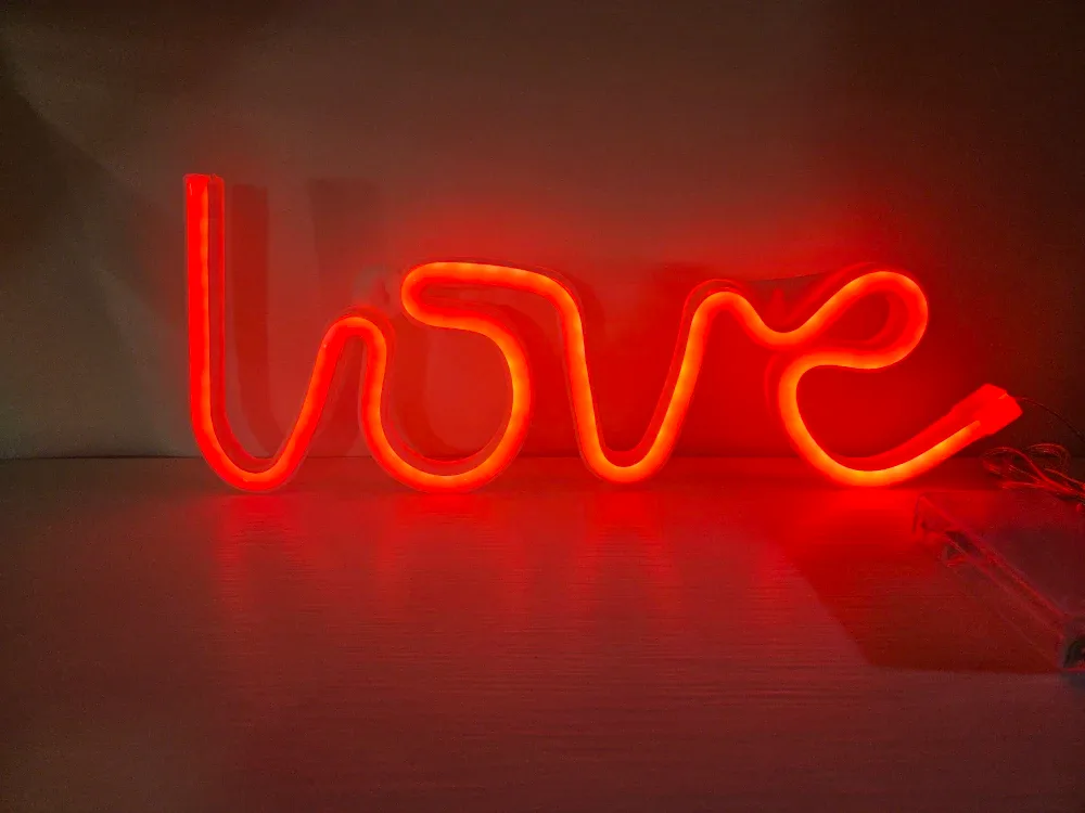 Love Neon Sign (battery or USB both works)