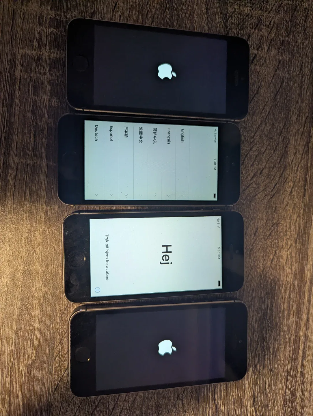 Four Apple iPhone 5S for parts image indicator(5)