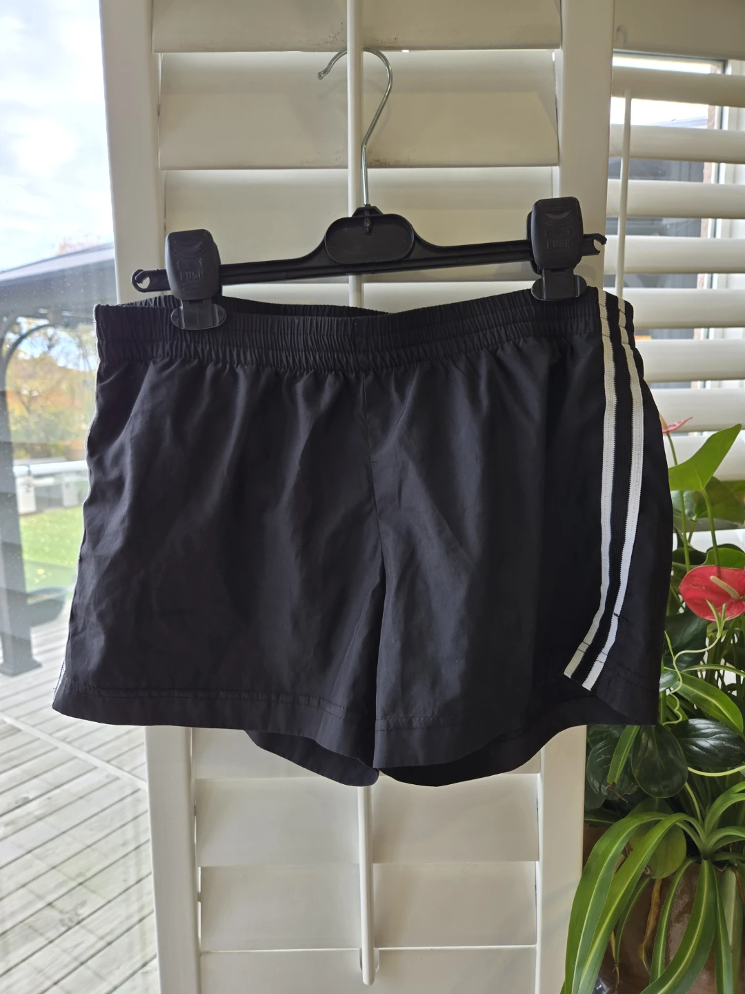 Old Navy Active Black Shorts - Size S - photo 2
