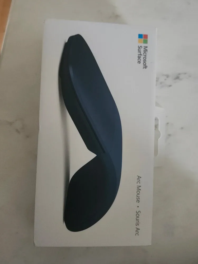Microsoft Surface Arc Mouse - New in Box!