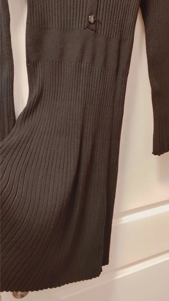 Black Ribbed Dress size Medium image indicator(7)