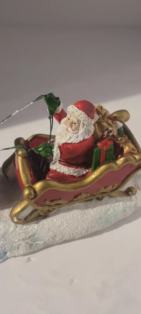 Santa Claus Sleigh and Reindeer Figurine image indicator(2)