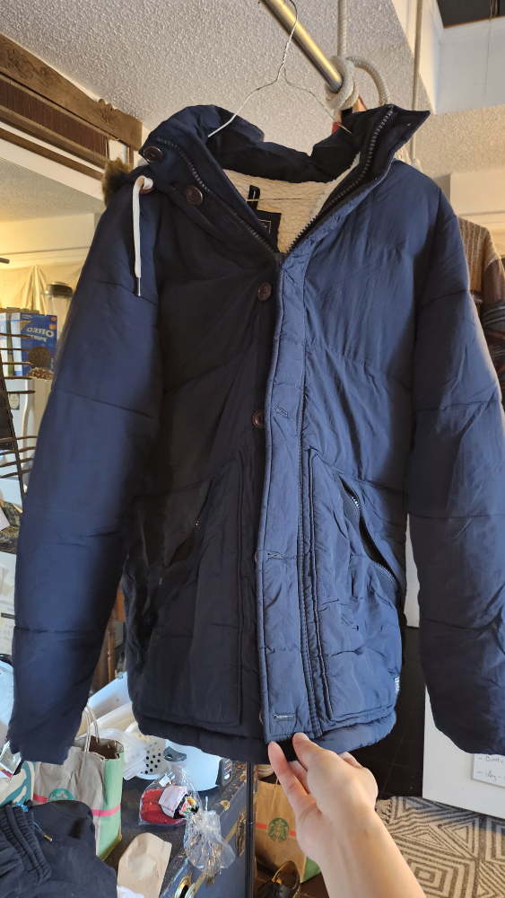 Abercrombie & Fitch Puffer Jacket - Size Small - photo 2