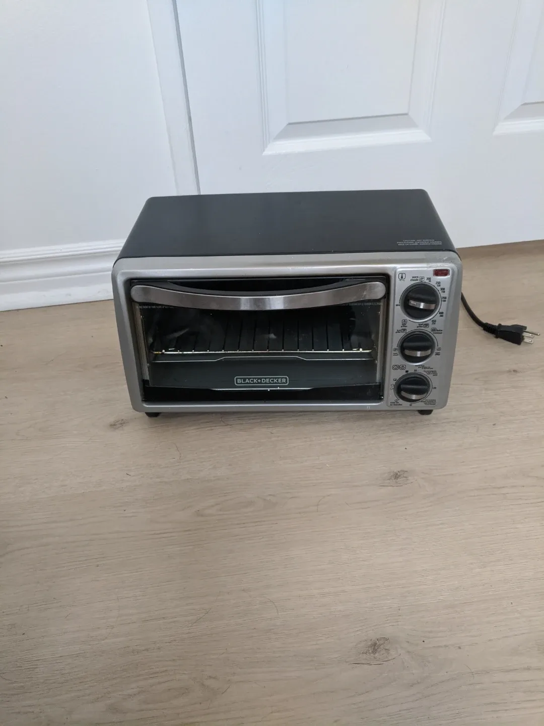 Black+Decker Toaster Oven thumbnail
