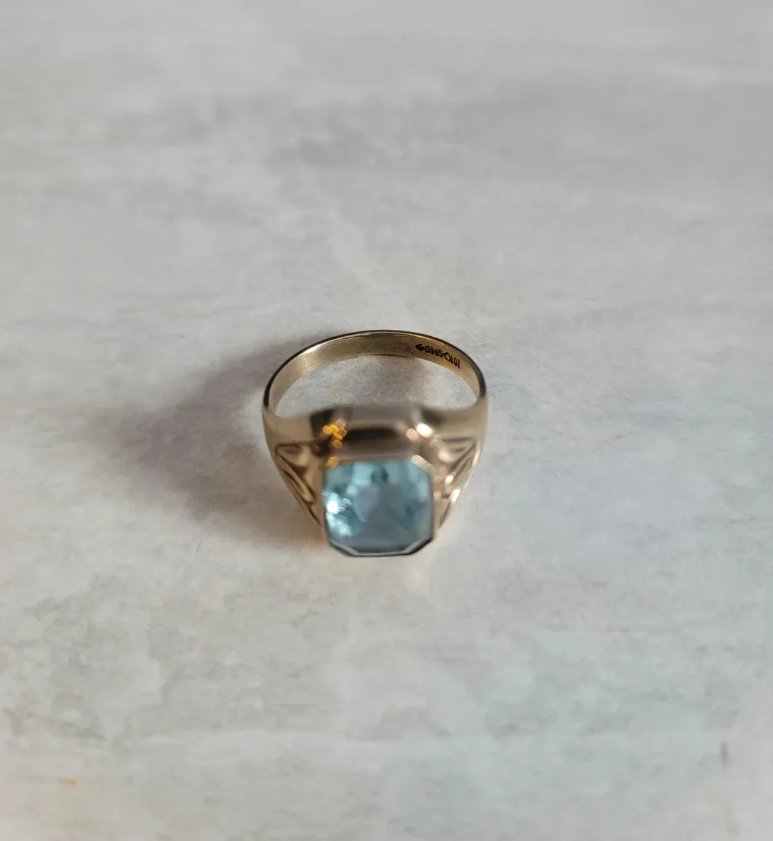 ✨ Vintage Art Deco 10K Gold Blue Stone Ring ✨ image indicator(5)