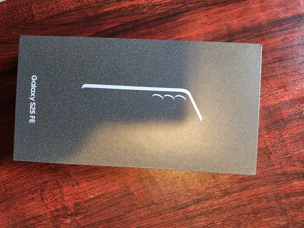 New Samsung Galaxy S25 FE, Sealed, Unlocked