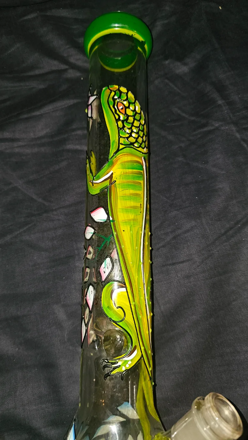 Iguana Water Vase image indicator(2)