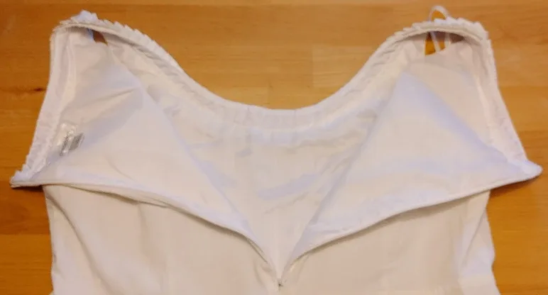 Dressbarn White Dress - Size 16 image indicator(8)