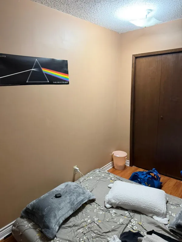 Room for rent image indicator(3)