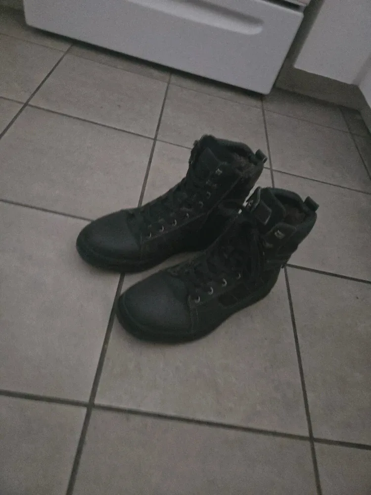 Godik mens winter leather boots size 9 image indicator(5)