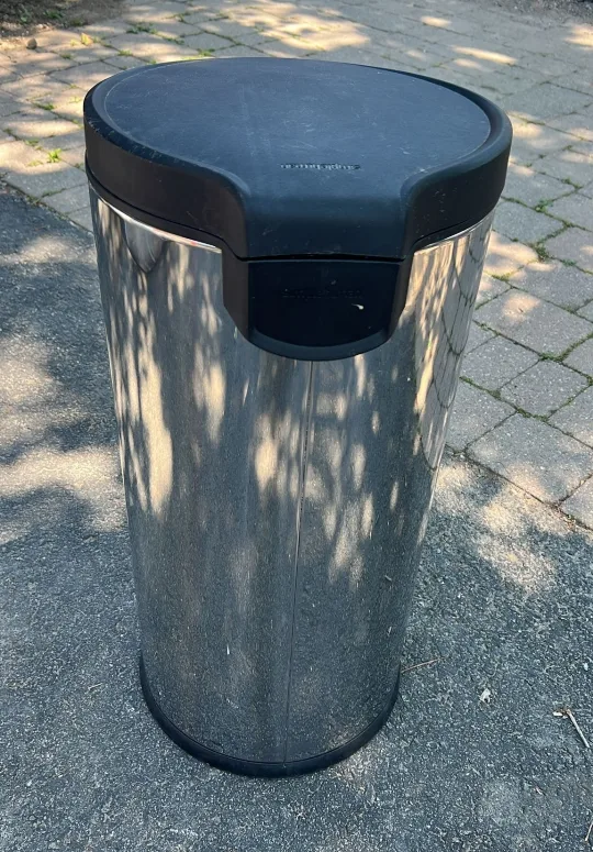 simplehuman Stainless Steel Trash Can image indicator(5)