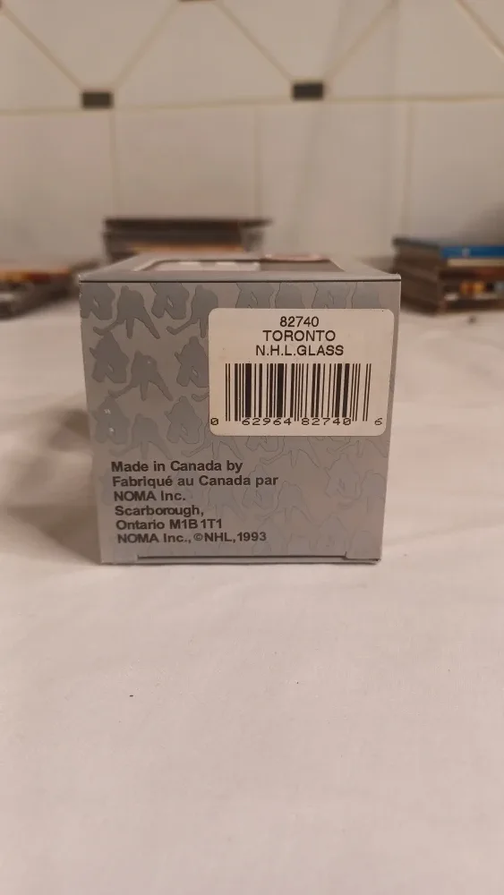 Noma Toronto Maple Leafs NHL Collectible Christmas ornament image indicator(3)