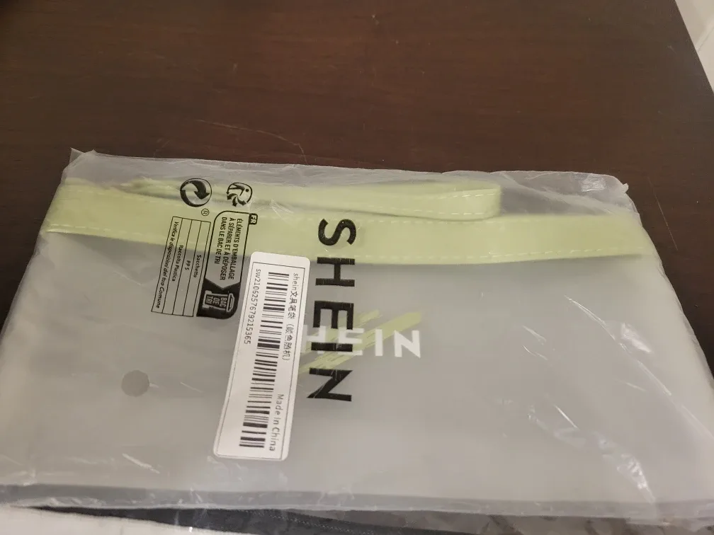 2 New Makeup bags image indicator(3)