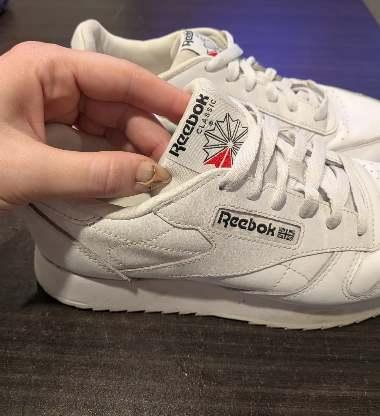 Reebok Classic Leather White Sneakers (women's size 7.5) image indicator(6)