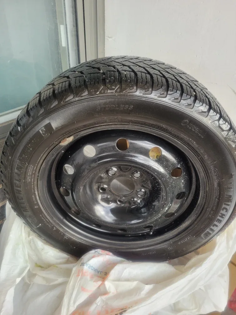 Michelin X-Ice Snow Winter Tires image indicator(2)