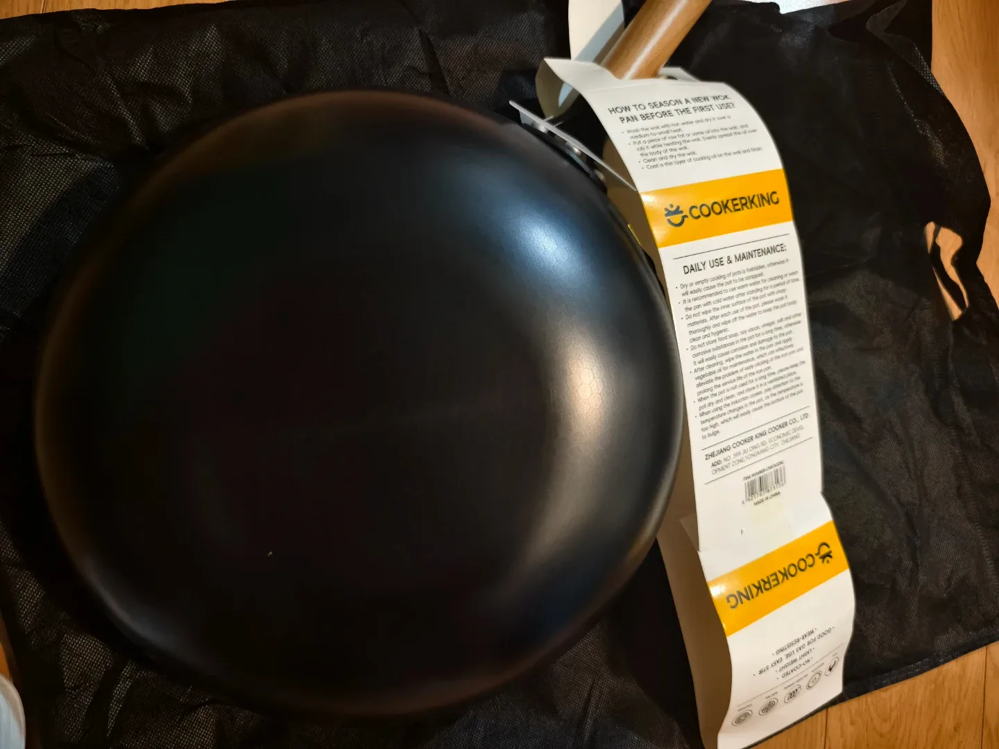 Cooker King Master Chef's Wok - 32cm image indicator(3)