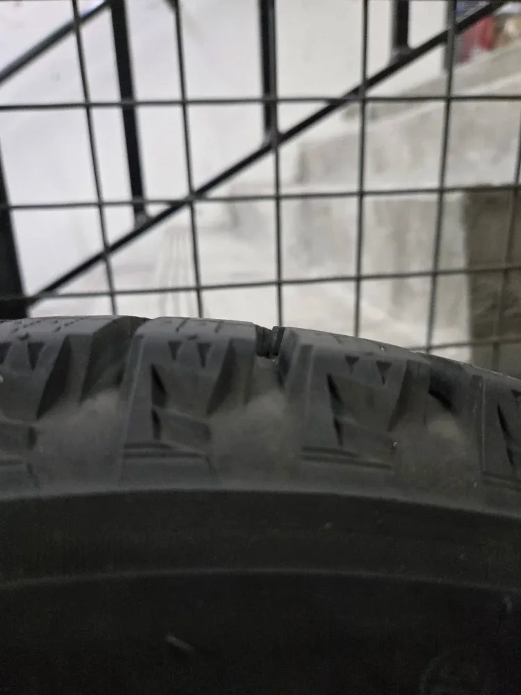 Set of Bridgestone Blizzak WS90 245/45R17 Winter Tires on Rims image indicator(4)