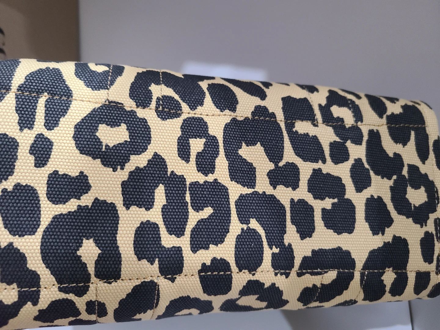 Coach Leopard Print Canvas Tote 26 - photo 4