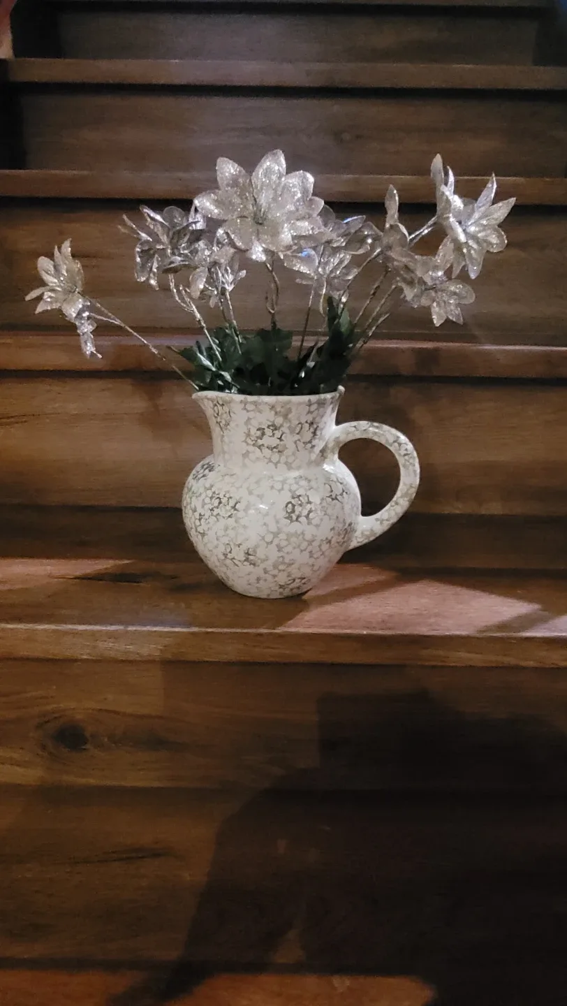 Decorative Ceramic vase with Floral Arrangement