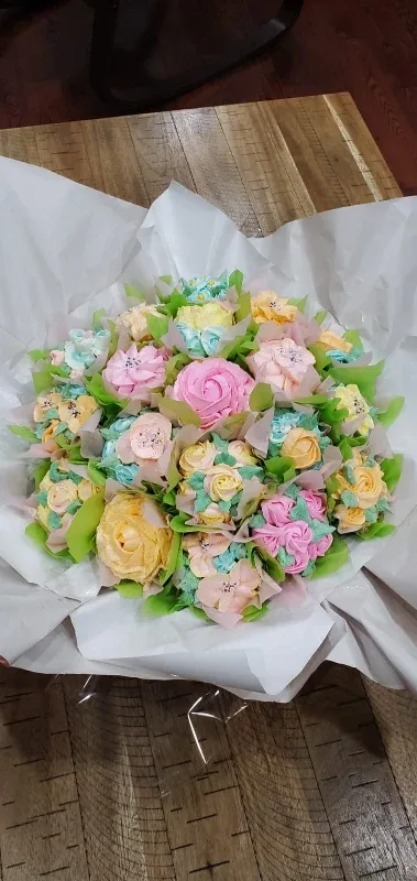 🧁💐 Cupcake Flower Bouquet 💐🧁 image indicator(7)