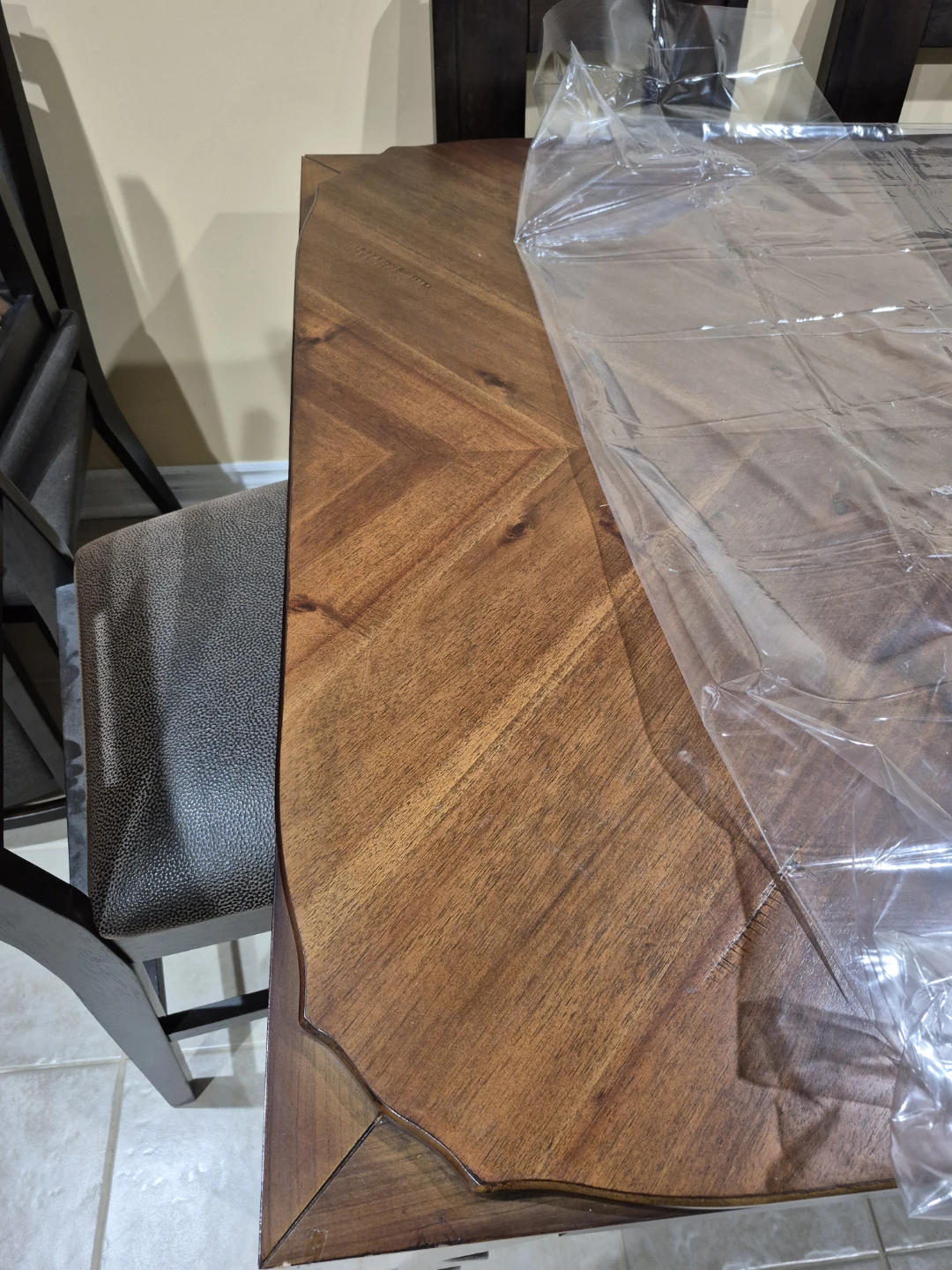 Dining Table with Chairs - Dark Wood - photo 5