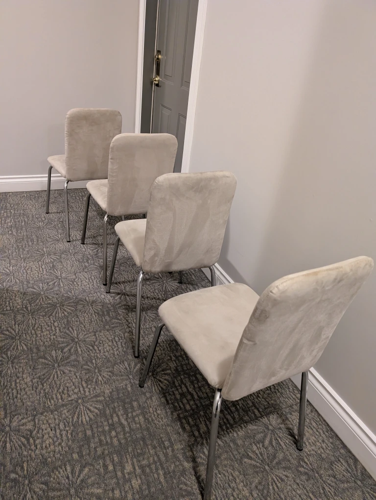 Set of 4 Beige Dining Chairs - photo 3