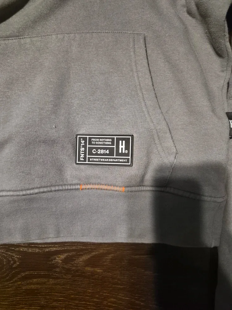 New Hoodrich Grey Hoodie - Size XS image indicator(4)