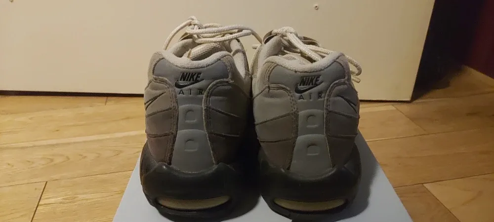 Nike Air Max 95 Sneakers image indicator(3)