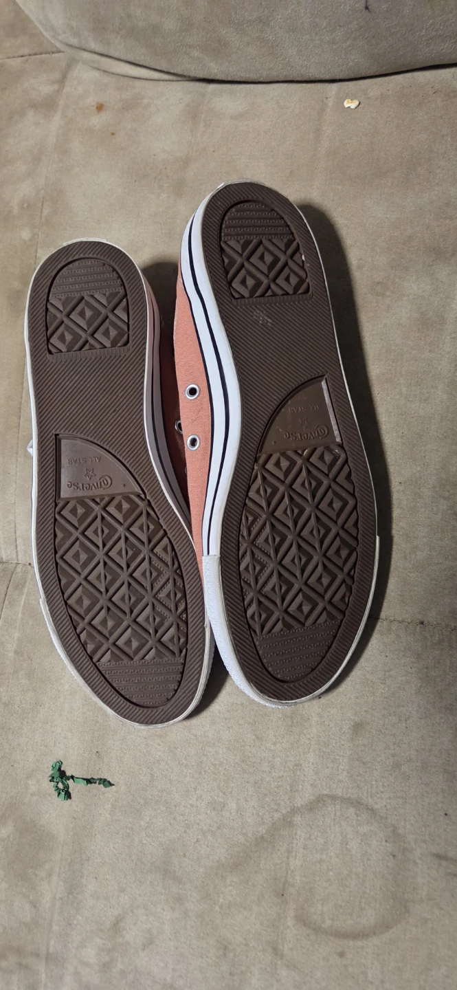 Converse All Star Low Top Shoes - Size 9 - photo 3