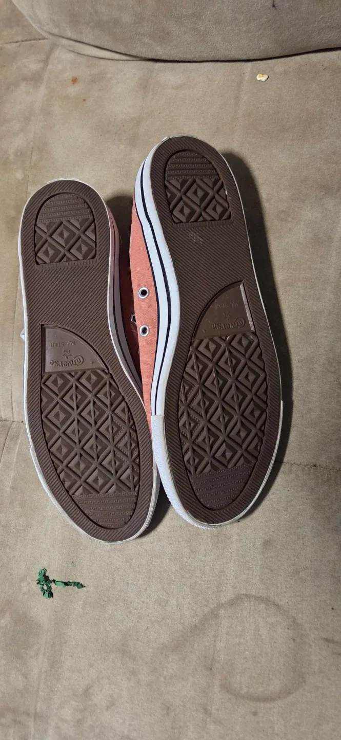 Converse All Star Low Top Shoes - Size 9 image indicator(3)