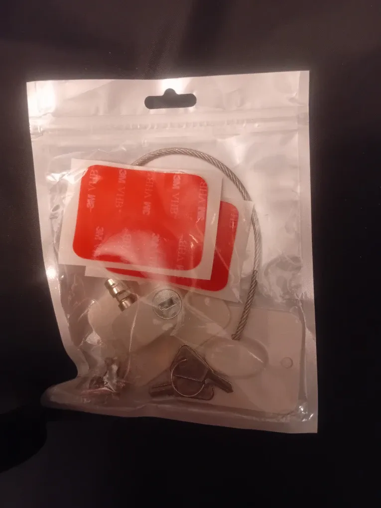 NEW!   Child Safety Lock with Keys image indicator(9)